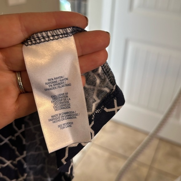 Nautica Navy Tank - Picture 5 of 5